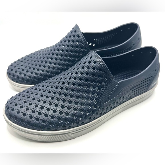 Layer 8 Slip On Breathable Waterproof Sneaker Shoe-Size 8M-Breezy Navy Grey - Picture 1 of 11